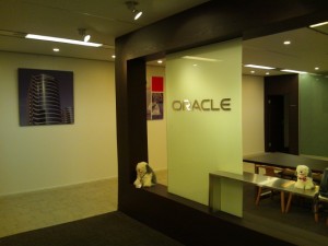 日本オラクル中部支社さんのエントランス。